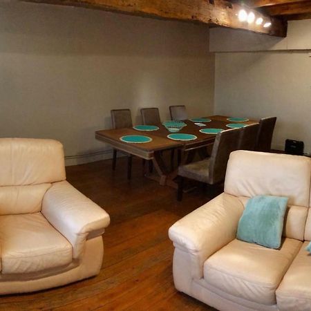 Grand Appartement Idealement Situe 7 Places Desvres ภายนอก รูปภาพ